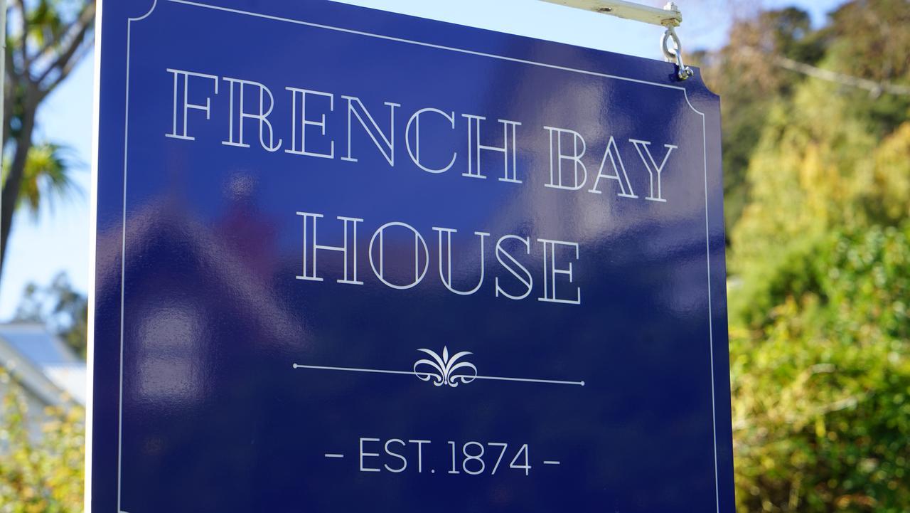 French Bay House Bed & Breakfast Akaroa Exterior photo